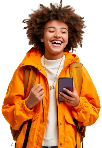 menina sorrindo e utilizando celular