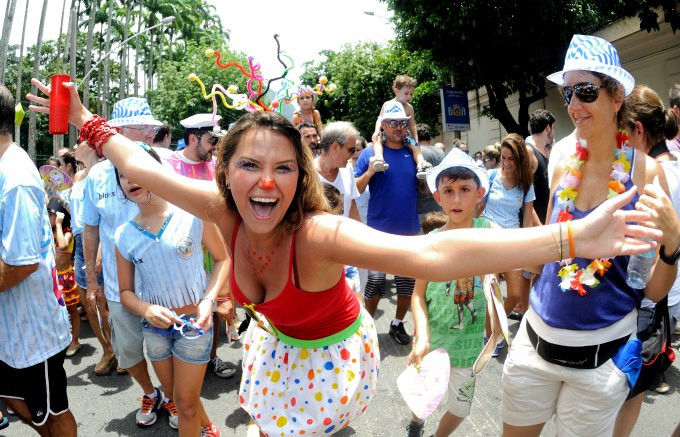 Saiba curtir o Carnaval gastando pouco ou quase nada