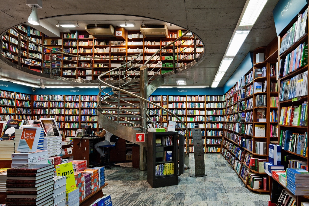 Palestra na Livraria Martins Fontes leva Educação Financeira para seus participantes